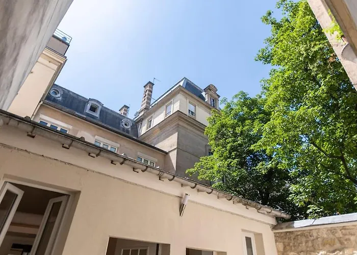 Superb And Design Near The Eiffel Tower Appartement Parijs
